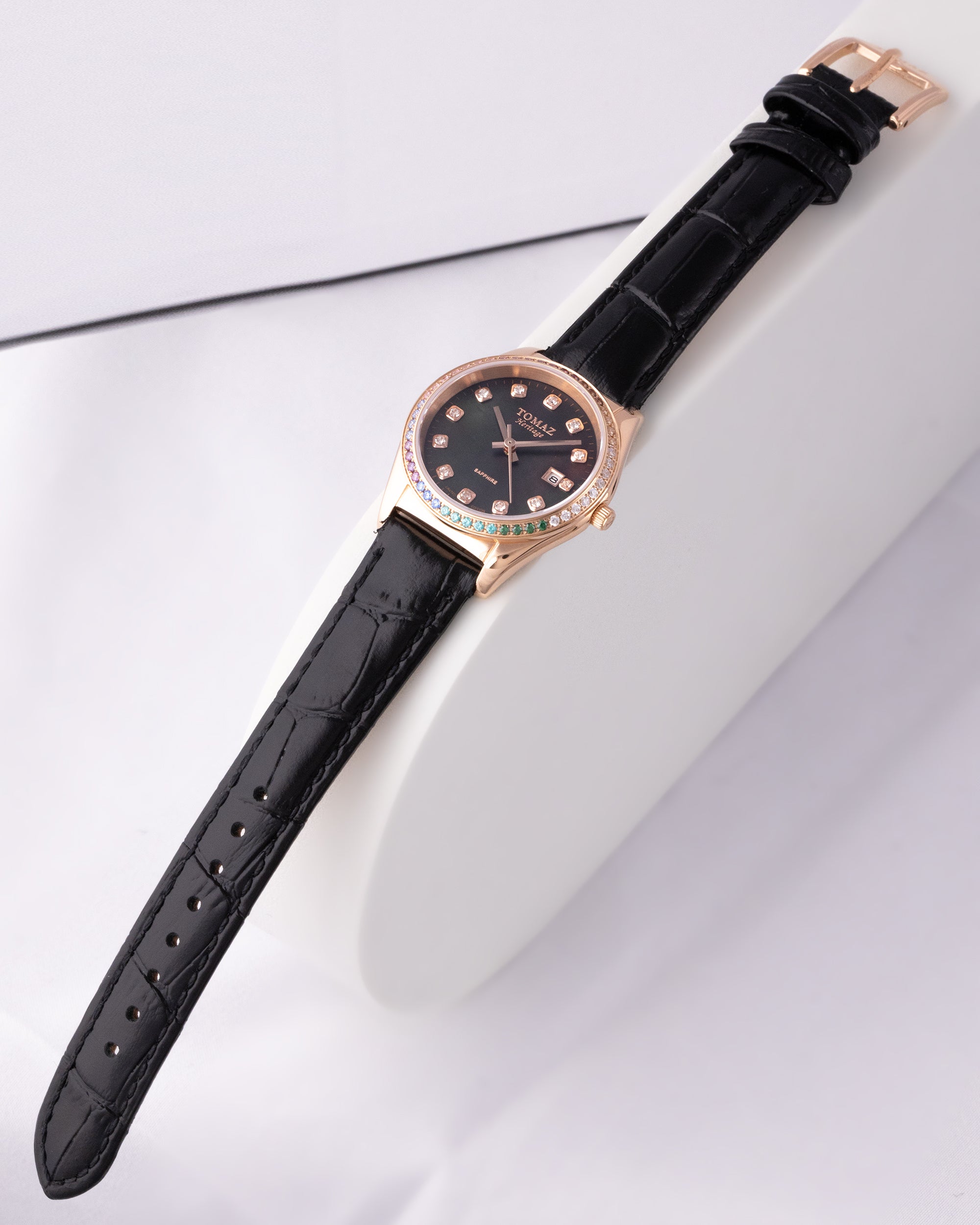Jam Tangan Wanita Tomaz TQ017L-D23 Mutiara (Emas Mawar/Hitam) dengan Rainbow Swarovski (Tali Kulit Buluh Hitam)