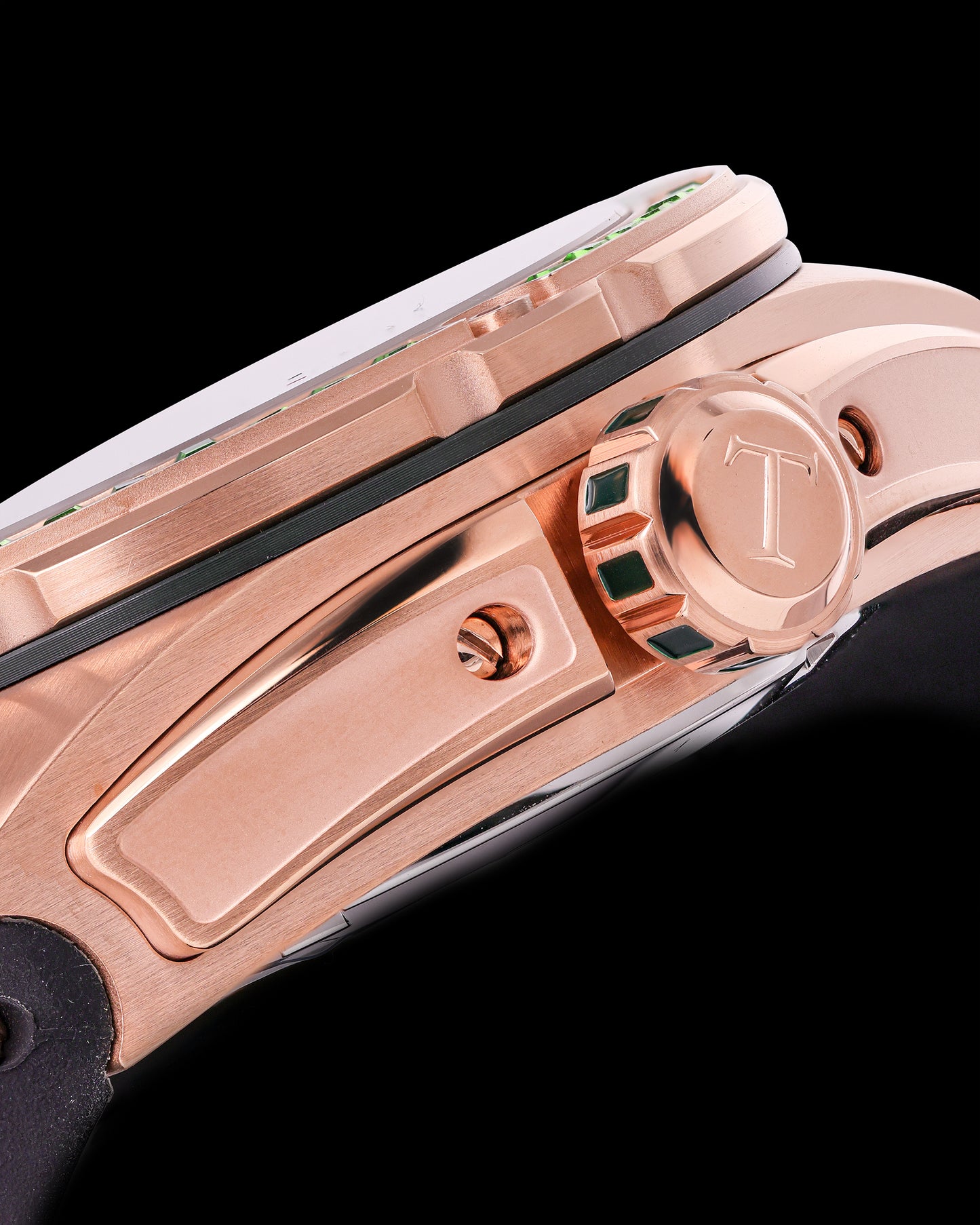 Xavier XL TW033-D15 (Rosegold/Green) with Green Swarovski (Green Leather Strap)