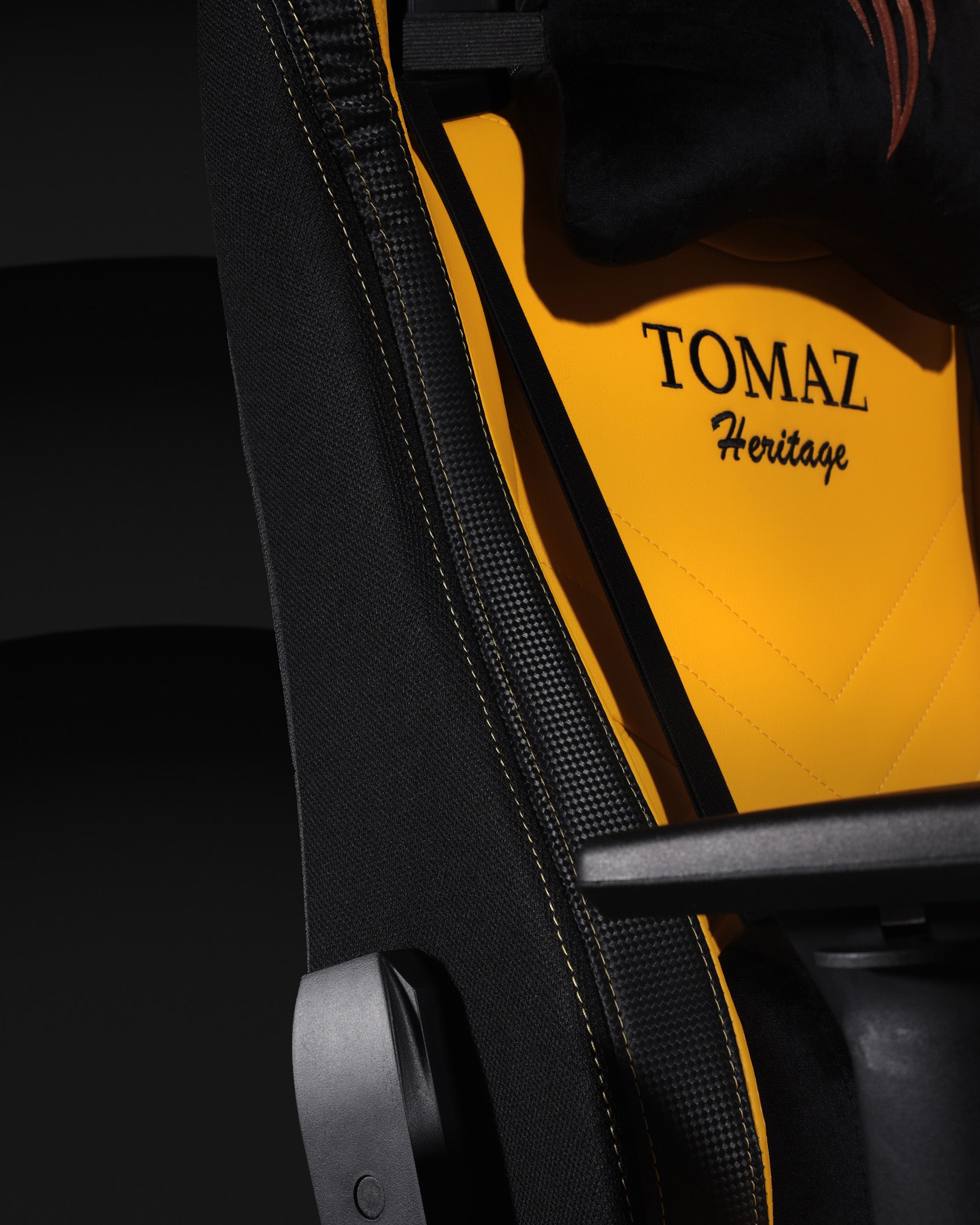 Tomaz Syrix II Gaming Chair (Yellow)