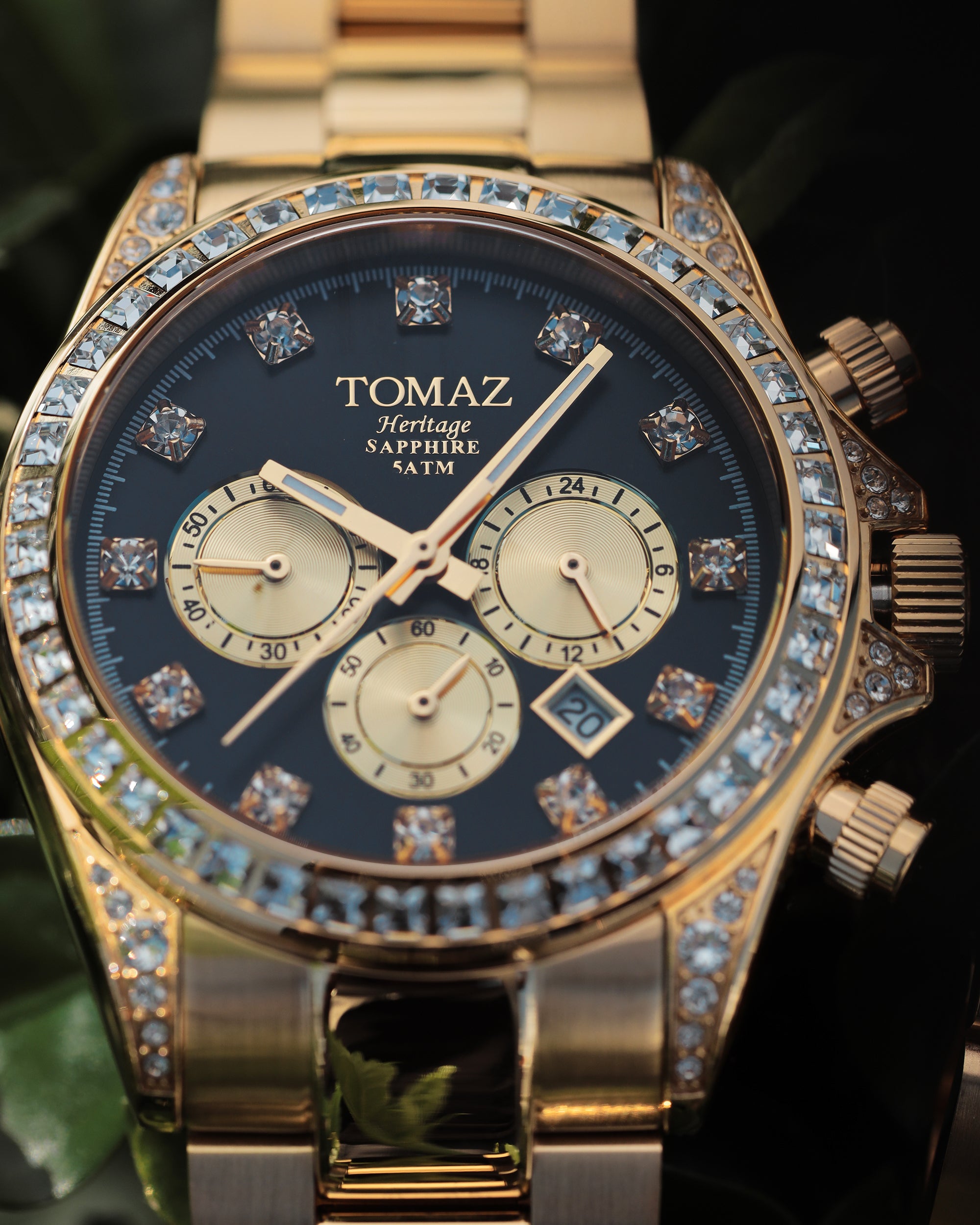 Jam Tangan Wanita Tomaz GR02L-D2 (Emas/Hitam) dengan Swarovski Putih (Keluli Tahan Karat Emas)