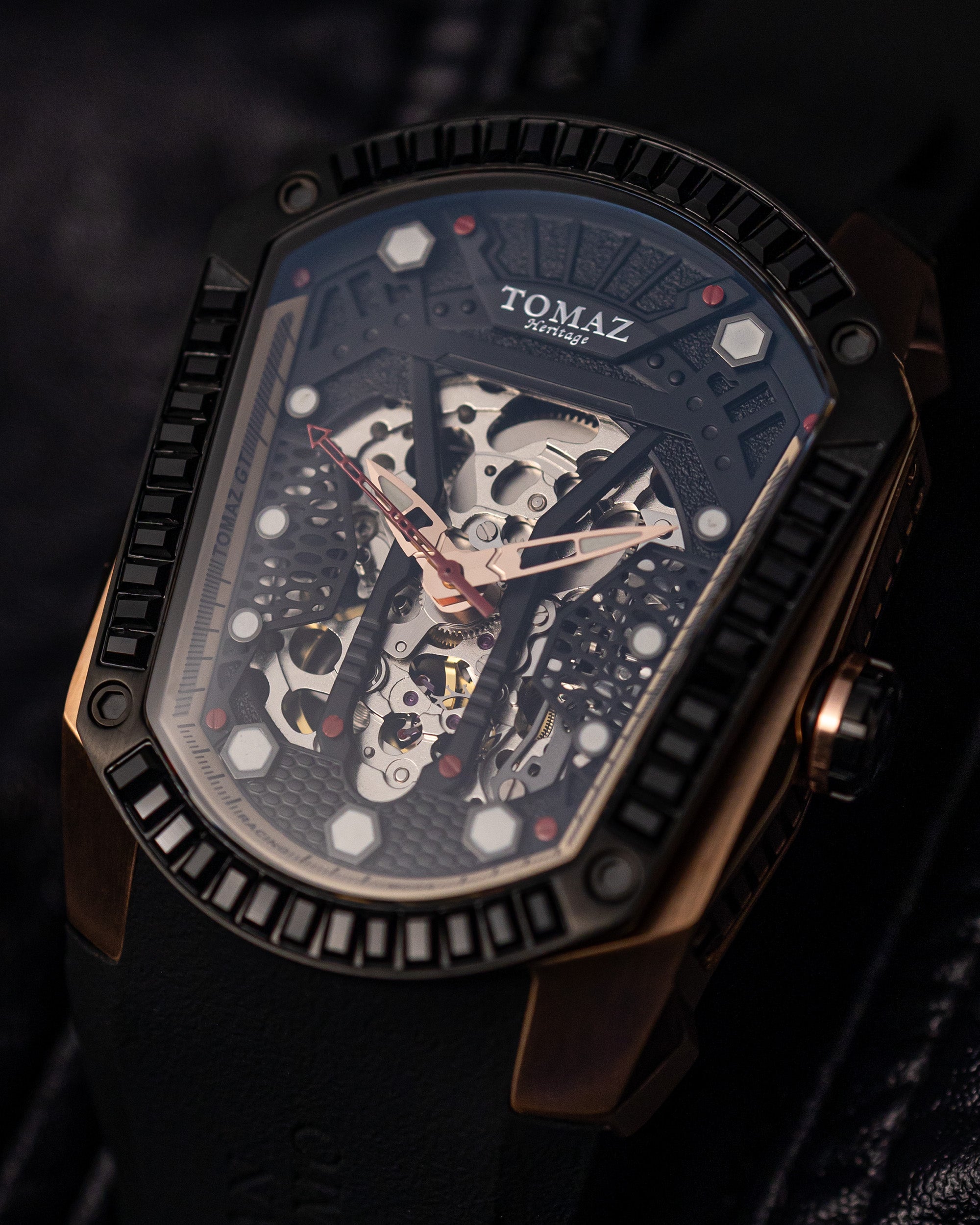 GT Skeleton TW028-D8 (Rosegold/Black) with Black Swarovski (Black Rubber Strap)