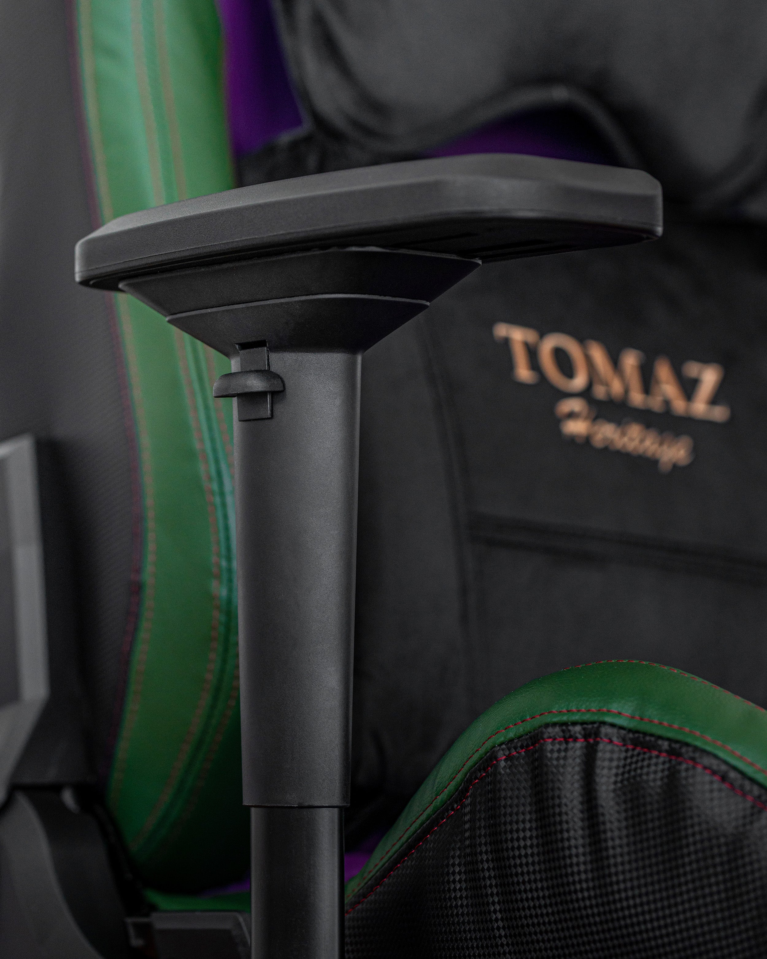 Tomaz discount gaming chair