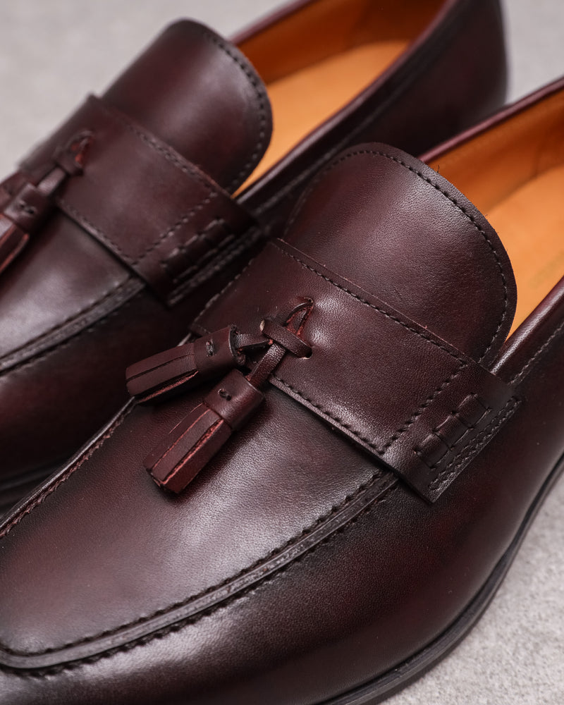 
                  
                    Load image into Gallery viewer, Tomaz F327 Men&amp;#39;s Tassel Loafer (Wine)
                  
                