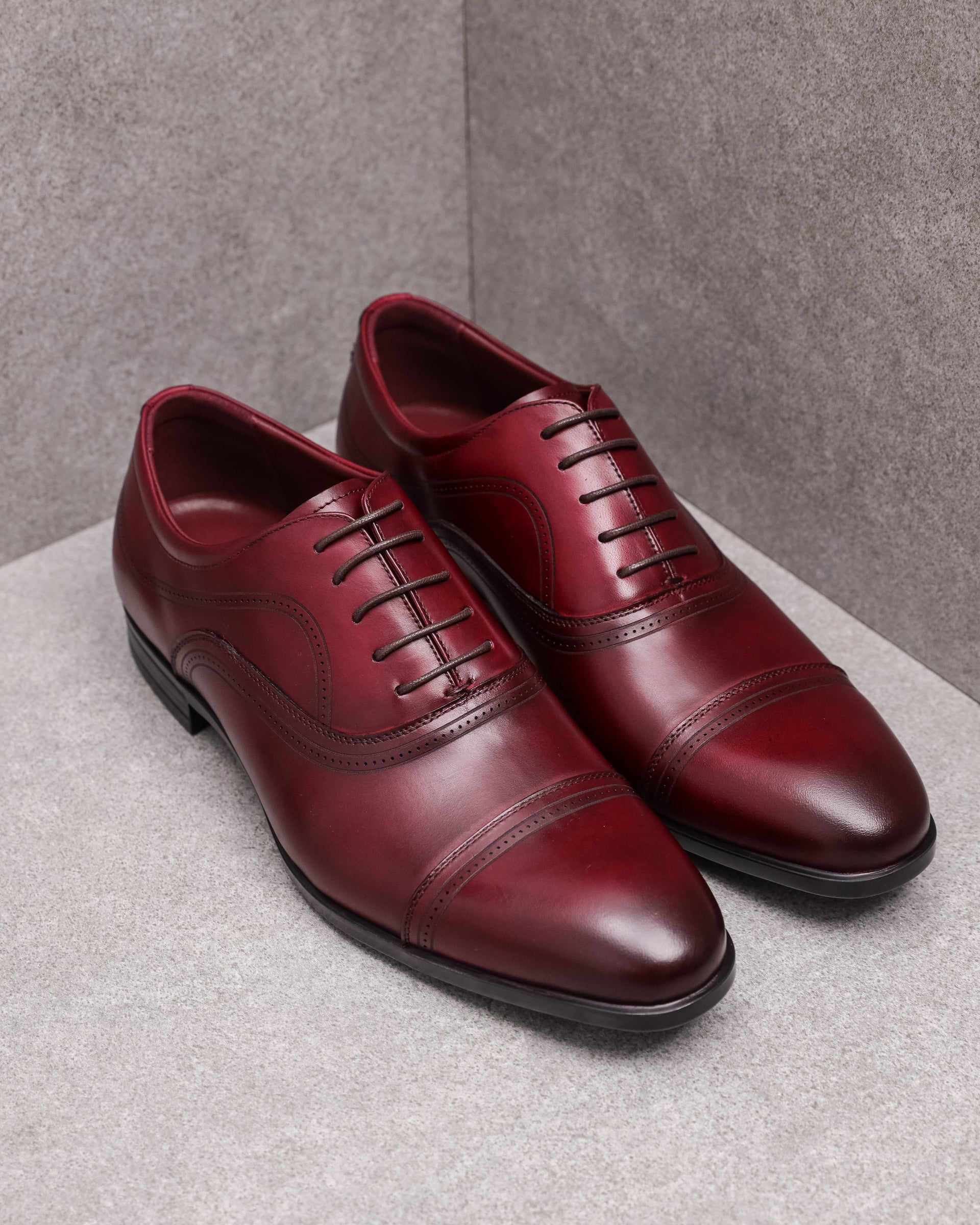 Tomaz HF030 Men's Cap Toe Oxford (Wine)