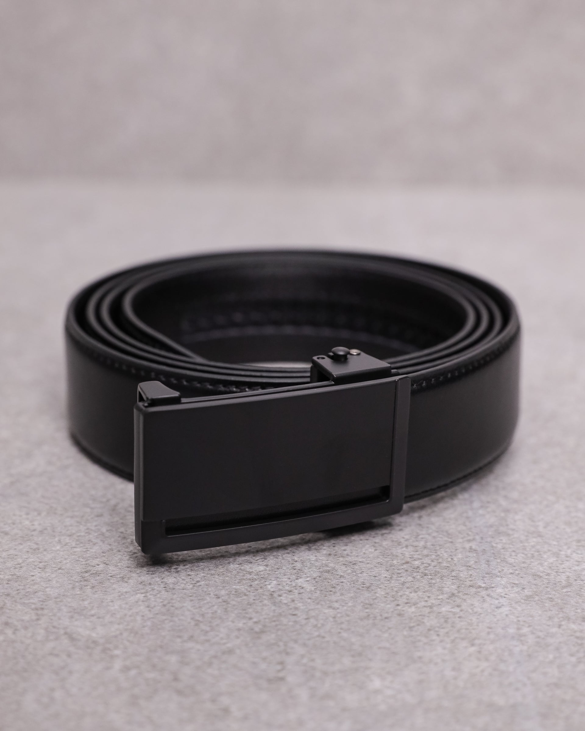 Tomaz AB043 Men's Automatic Split Leather Belt (Black)