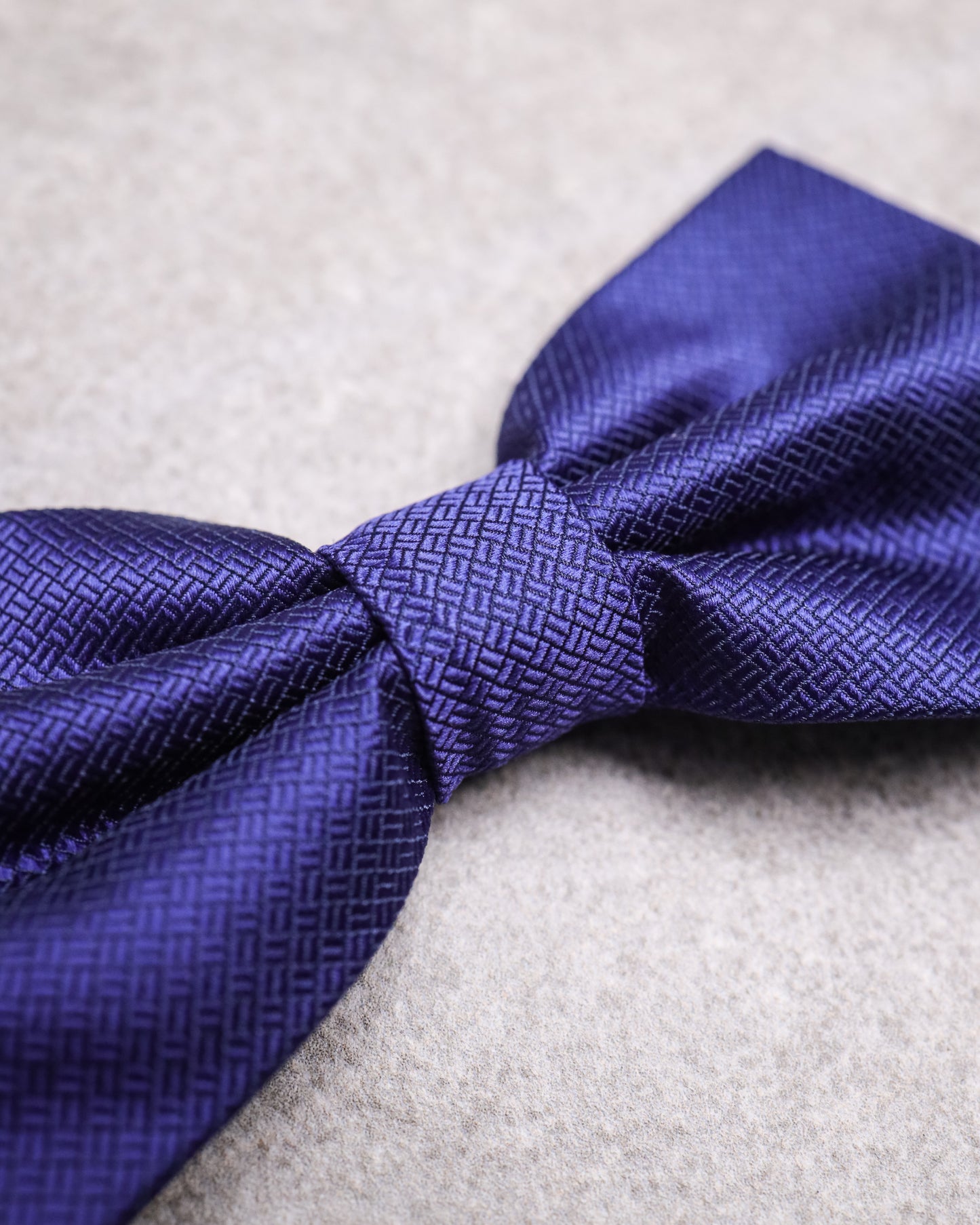 Tomaz TA04-06 Bowtie (Blue/Purple)