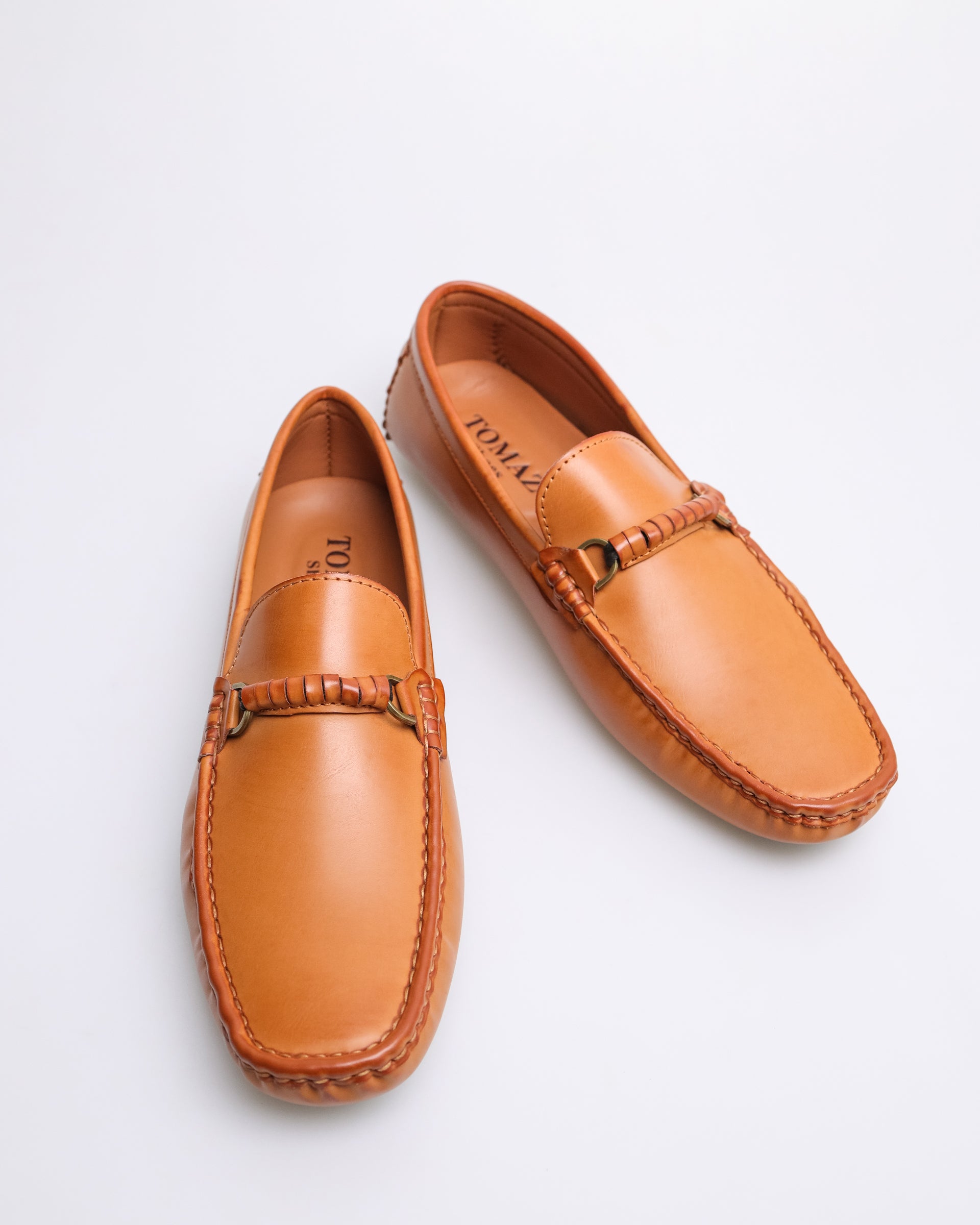 Tomaz C499 Men's Buckle Moccasins (Tan)