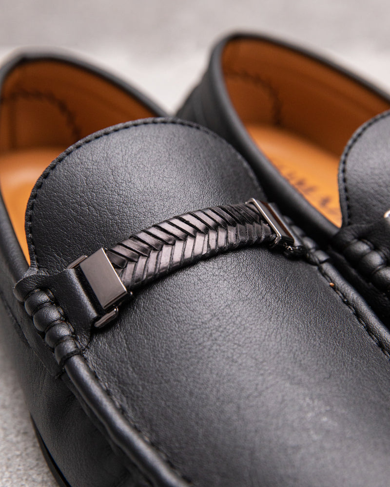 
                  
                    Load image into Gallery viewer, Tomaz C495 Men&amp;#39;s Buckle Moccasins (Black)
                  
                